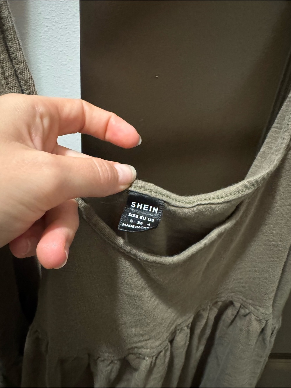 SHEIN tank - Picture 3 of 4